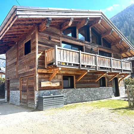 Chalet Le Petit Nicolas, Jacuzzi, Vue Mont Blanc Chamonix Exterior photo